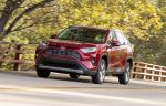 Toyota RAV4 Limited Hybrid 2018 года (NA)